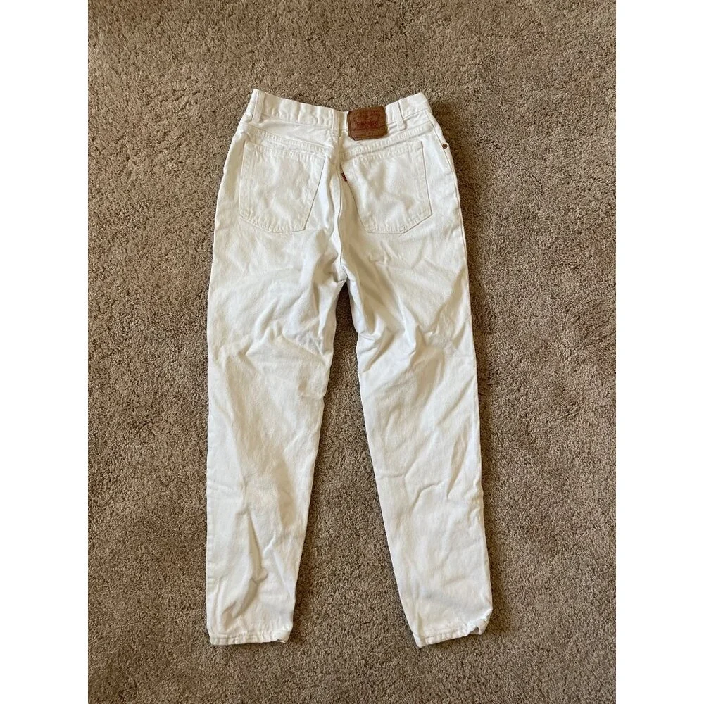 Levi's Women's Size 13 Straight Leg White Mid Rise 100% Cotton Denim White Jeans